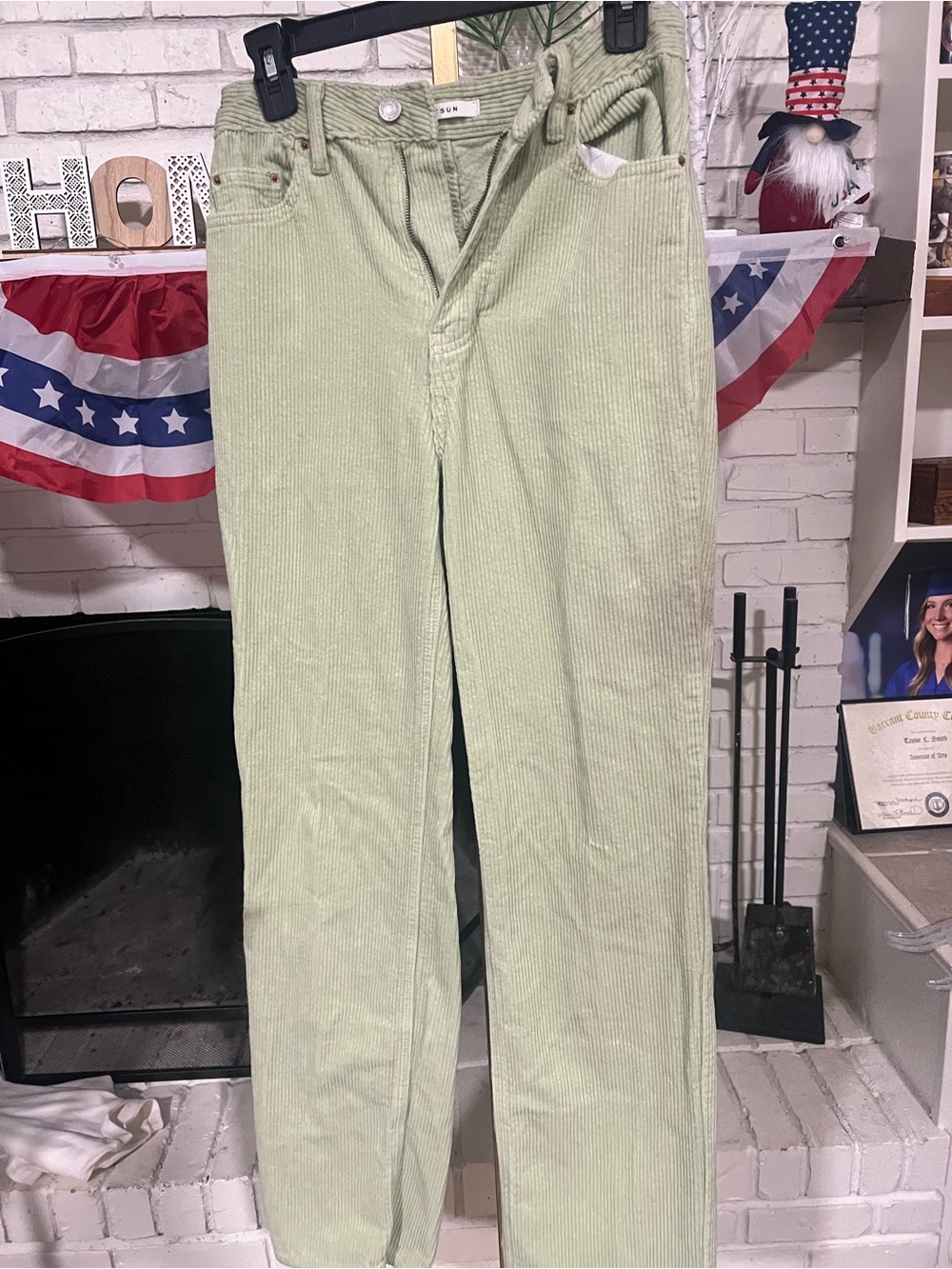 PacSun Women’s Light Sage Green Corduroy Pants